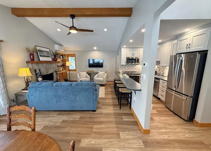 Fc20 Remodeled Forest Cottage Home - Ac, Great For Kids, Lots Of Yard Space! Walk To The Slopes!