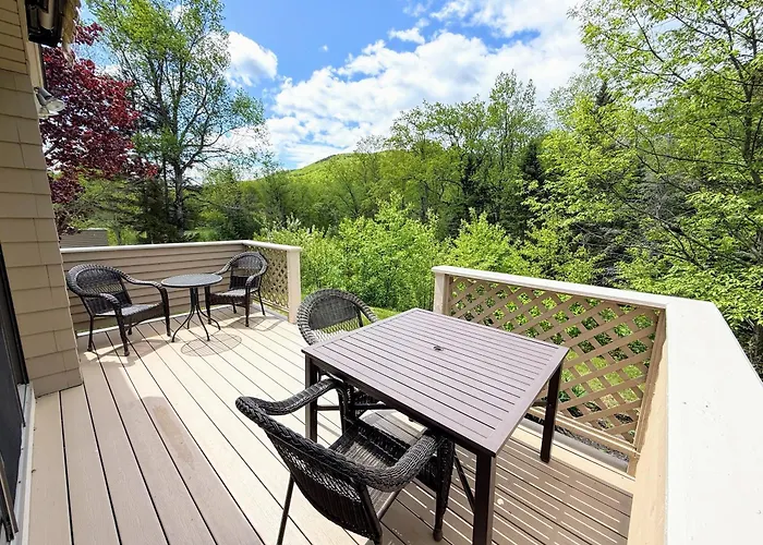 F43 Bretton Woods Single Level Home On Golf Course, Perfect To Ski, Stay, Relax, Play!